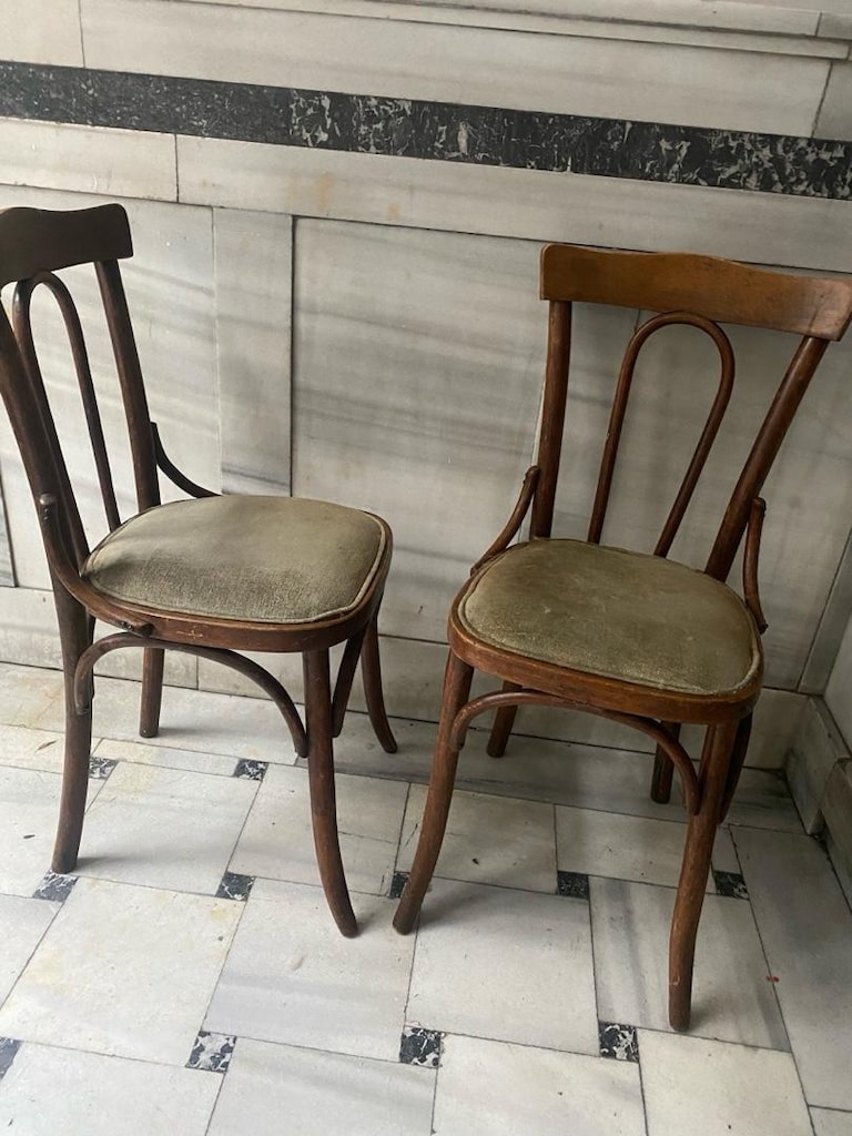 Çift Thonet Sandalye