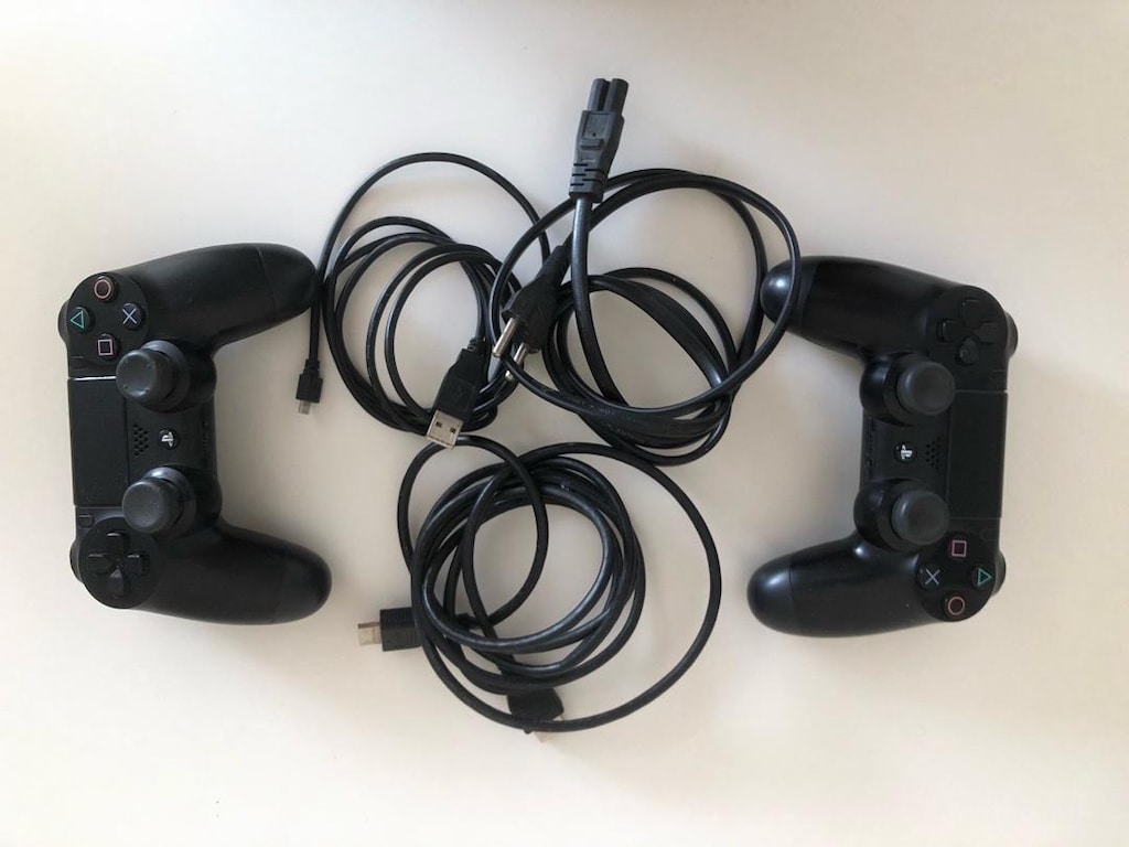 PLAYSTATION 4 - FAT KASA 500GB + 2.KOL + 8 ADET OYUN - 5
