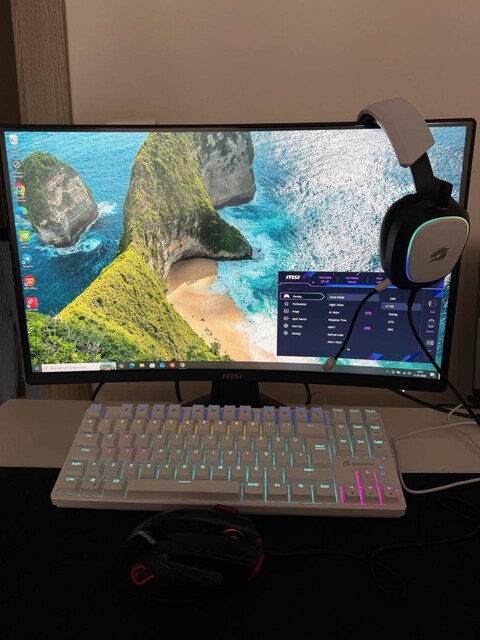 MSI 23.6 inc 180 Hz Monitör