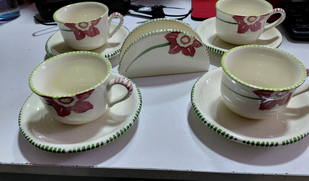 4 ADET NESCAFE FINCANI,4 ADET ALT TABAĞI,1 ADET PEÇETELİK. - 2