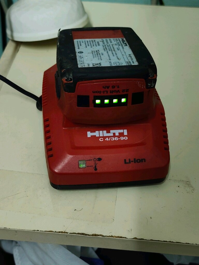 Hilti batarya - 5
