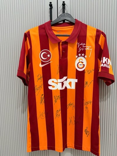 İCARDİ İMZALI 100.YIL FORMA Galatasaray 23/24sezonu tüm takım imzalı