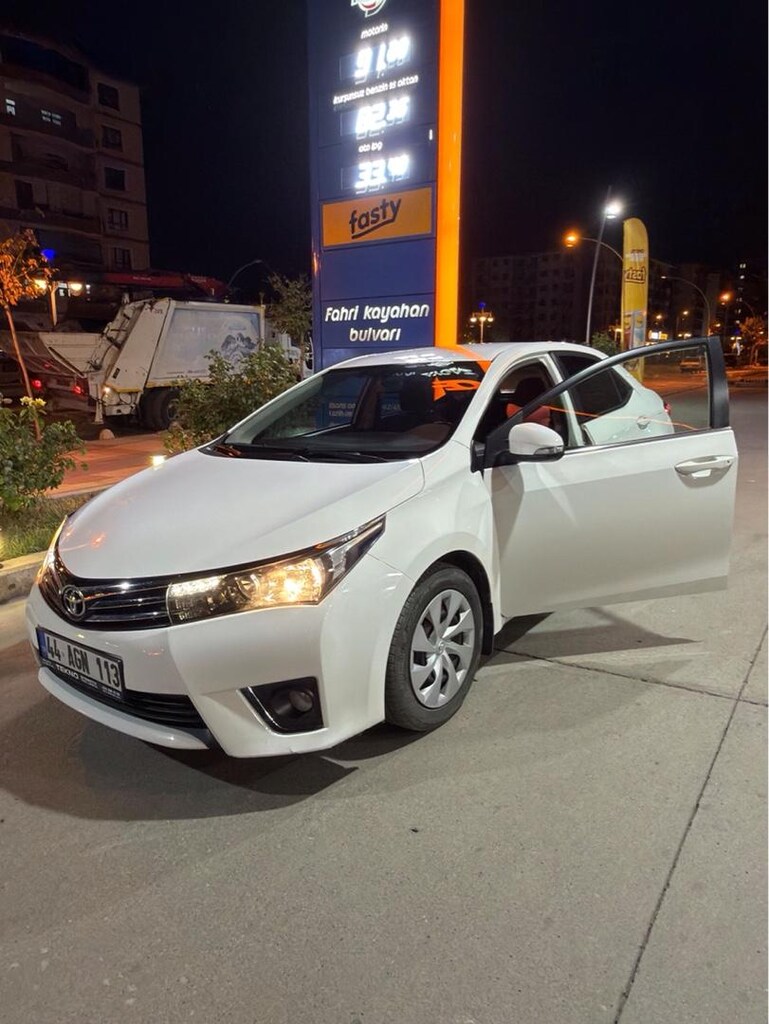 Corolla Garaj Arabası - 11