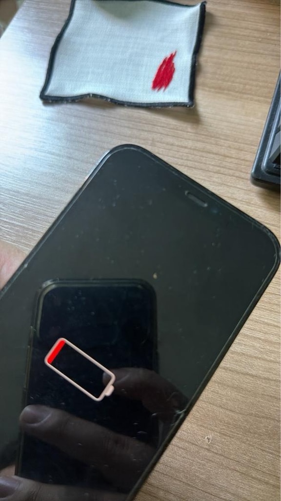 iPhone 12 pro pil %79 arka taraf kırık - 5