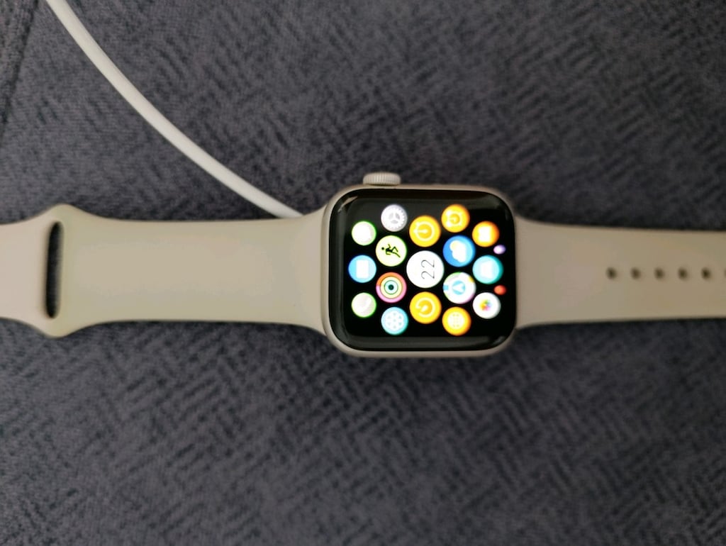 Apple watch - 4