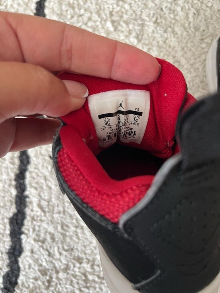 Nike Jordan 25 numara Siyah - 2