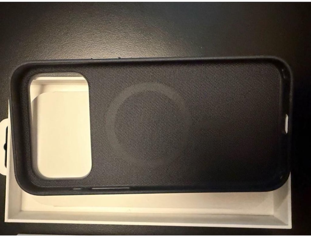 Apple Iphone Pro Max 18 Kılıfı MagSafe Tech Dokuma - 5