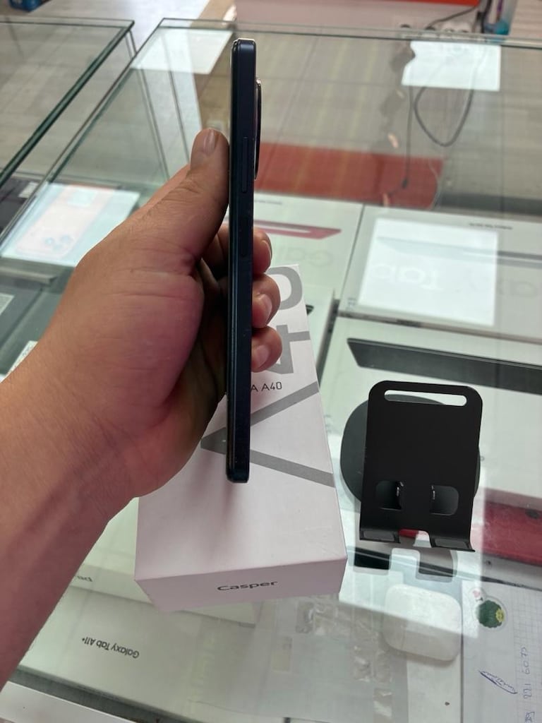 CASPER VİA A40 8 + 8 256 GB hafıza 16 ay garantili NOKTA Hatasız - 4