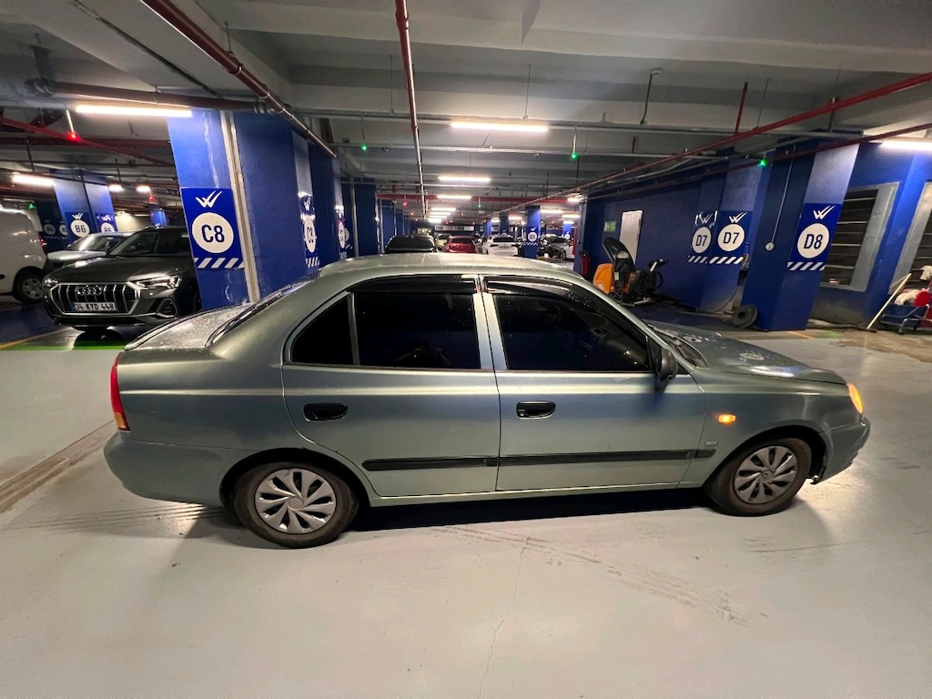 Hyundai Accent 1.3 admire - 4