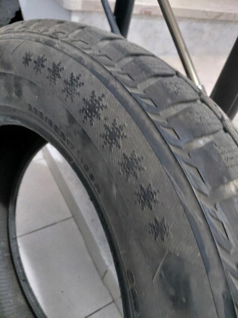 4 adet satılık kışlık lastik - 4