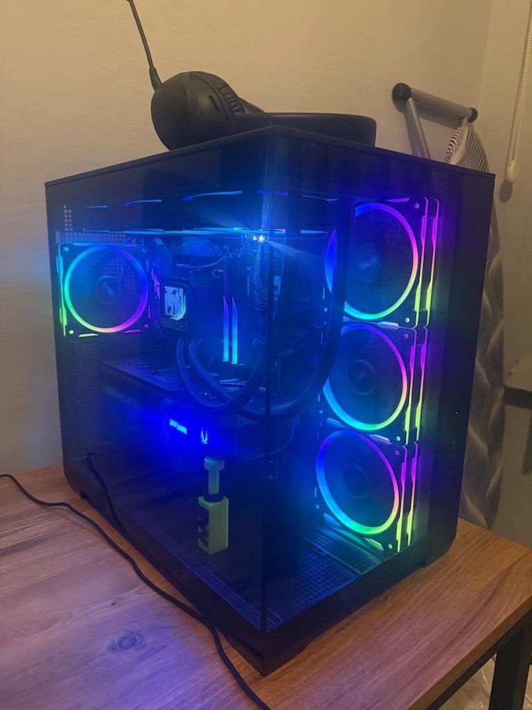 ÜST SEVİYE RTX 5080 GAMİNG PC | RYZEN 7 9800X3D | 48GB DDR5 | - 3