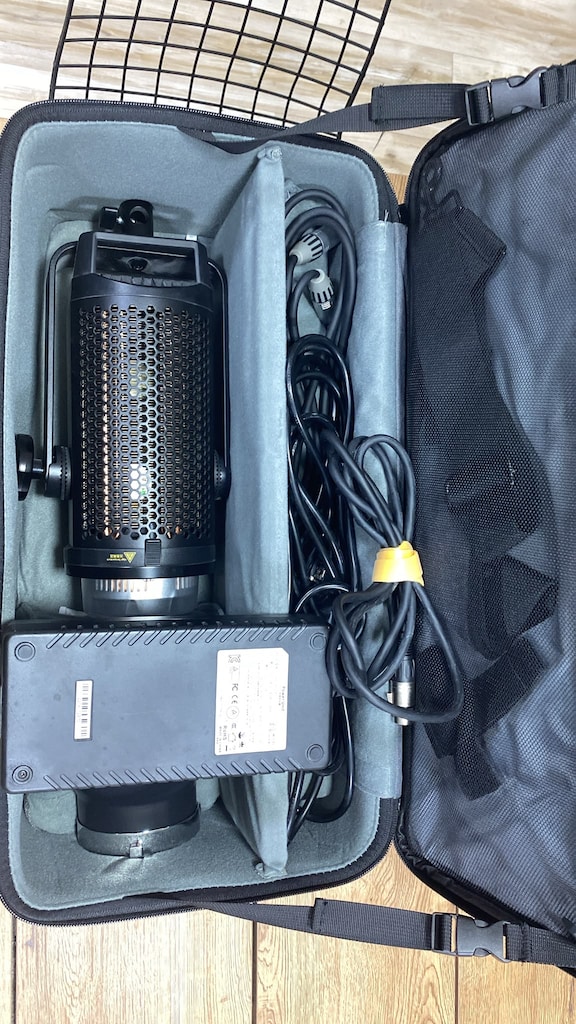 Godox VL300II 2'li LED Işık Seti + 2 Softbox + 2 Işık Ayağı + Çanta - 10