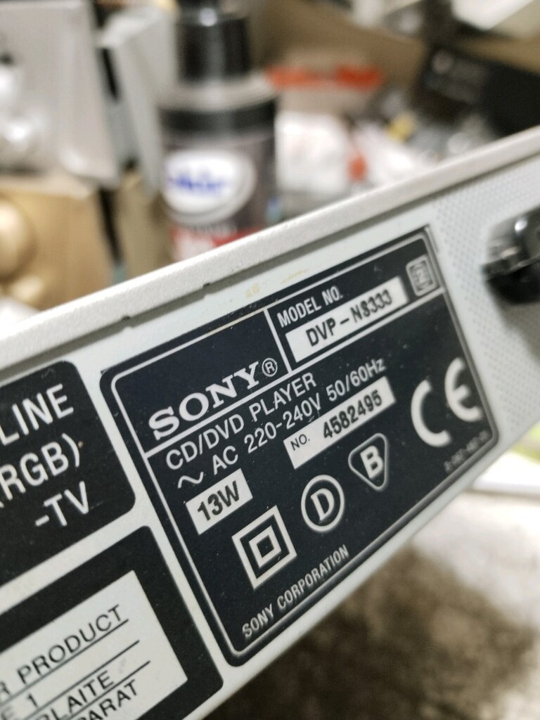 AZ VE TEMİZ KULLANILMIŞ SONY - DVP - N 333 MARKA VE MODEL NUMARALİ DVD - 8