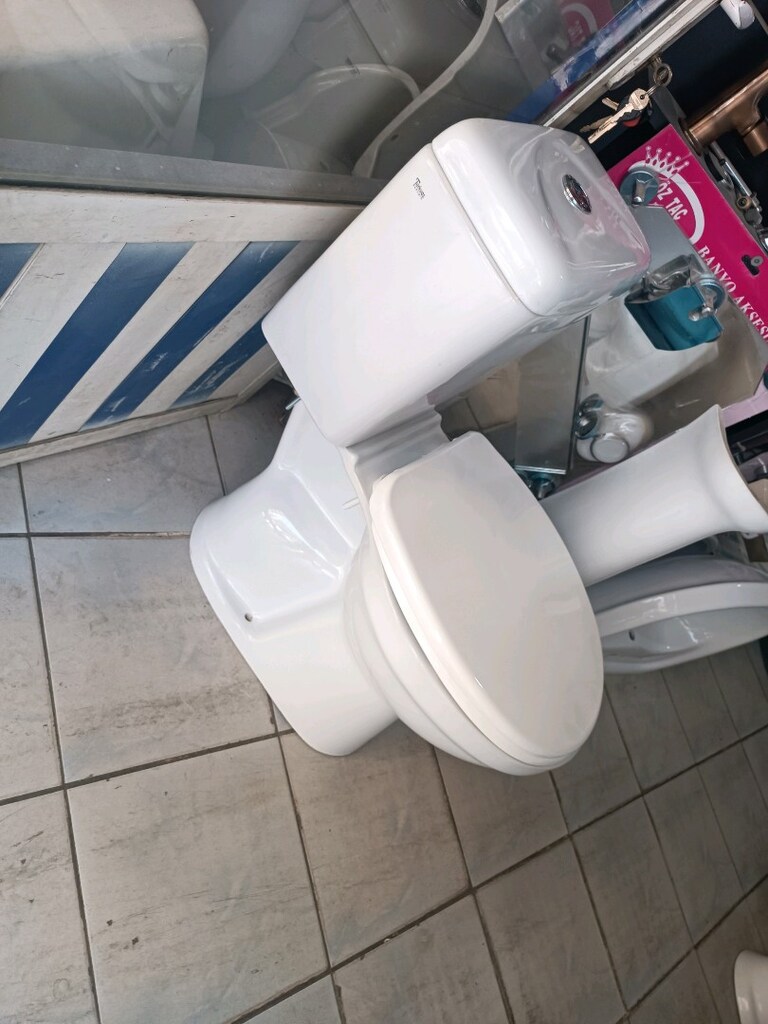 Klozet ve Ayaklı lavabo ikinci el klozet tam takım eksiksiz sıfır malz - 4
