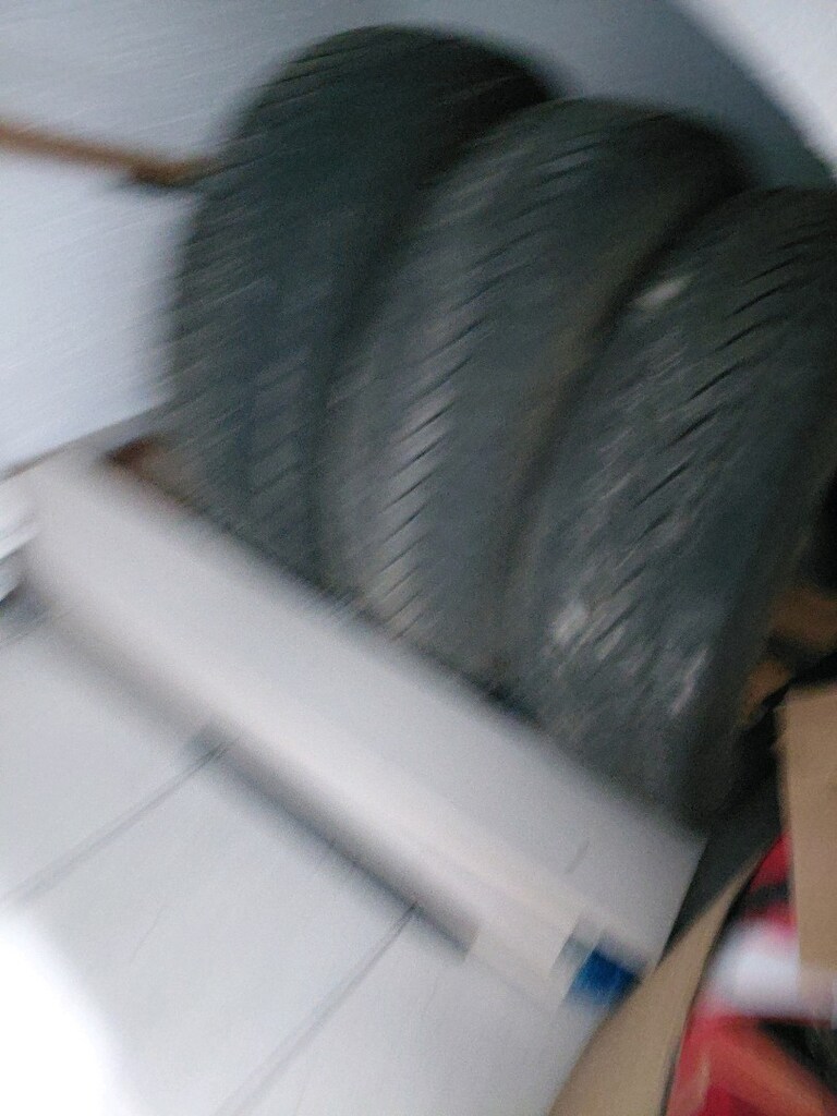 4 adet satılık kışlık lastik - 2