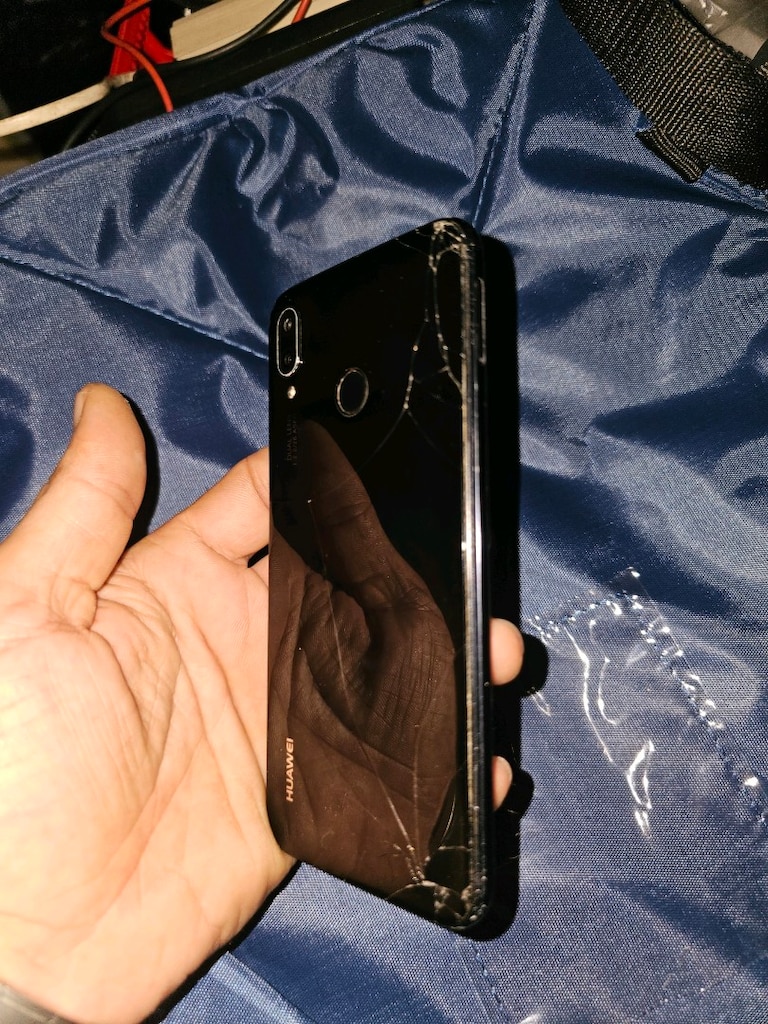 Huawei p Smart 2019 64 GB ekran kırık Türkiye cihazı - 9
