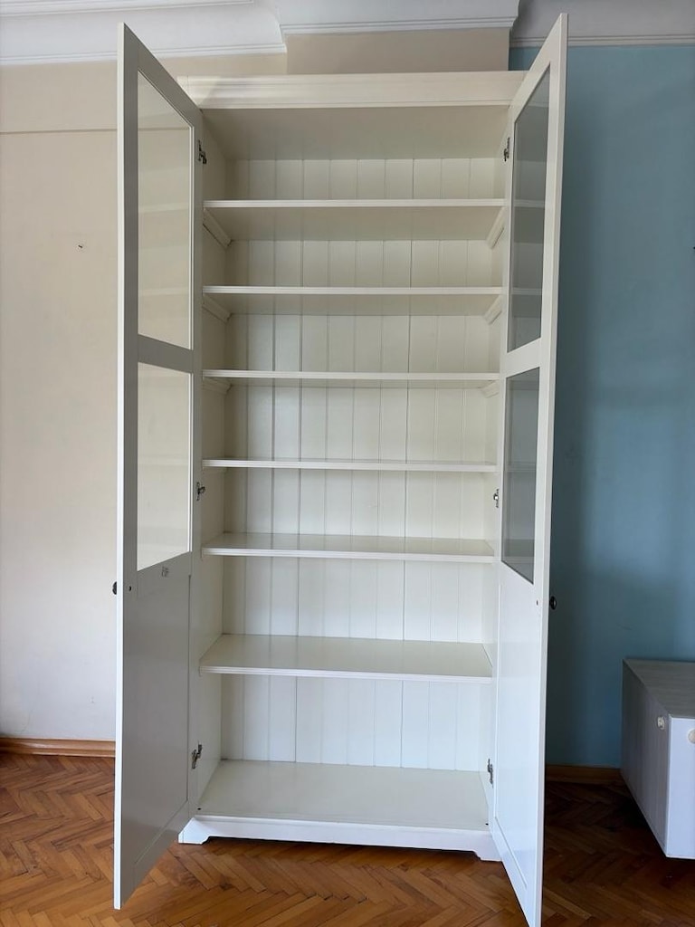 ikea vitrin - 2
