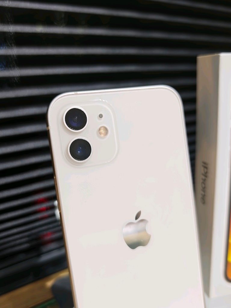 2 AY GARANTİLİ İPHONE 12 64 GB BEYAZ - 2