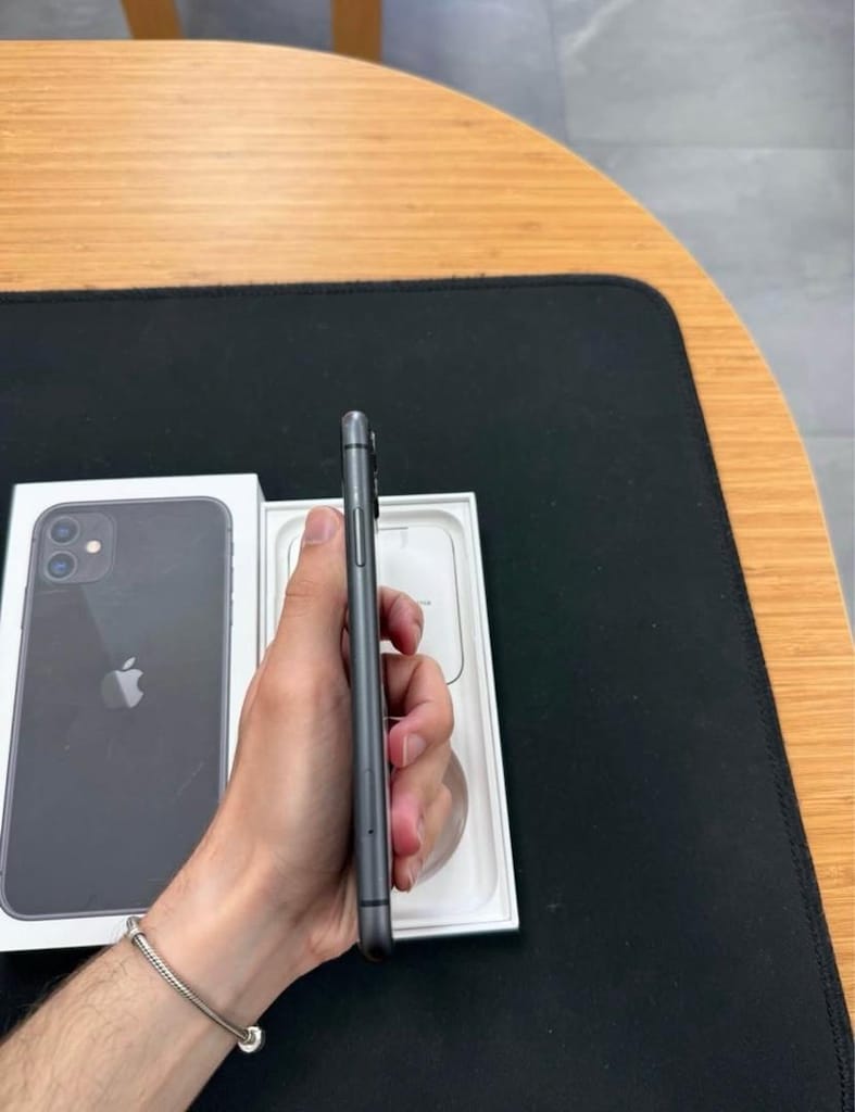 Iphone 11 64 Gb Siyah Sorunsuz - 2