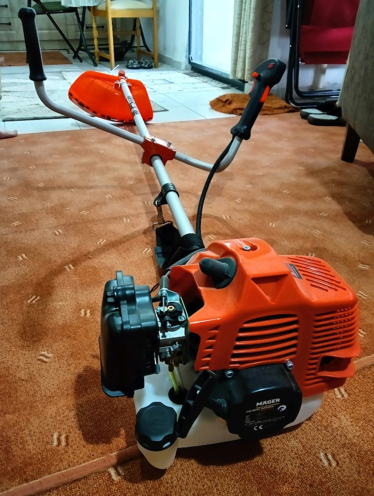 çim biçme makinesi