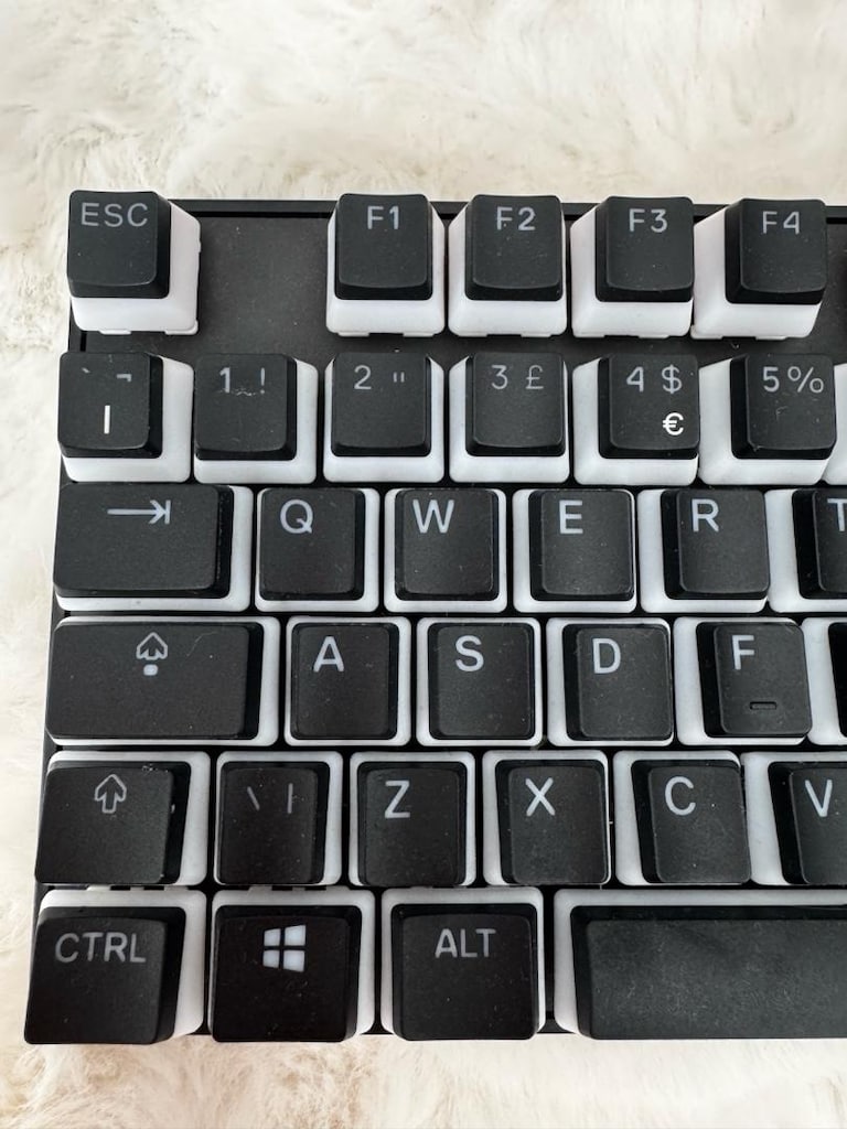 SteelSeries Apex Pro TKL Wireless Gen 3 RGB Oyuncu Klavyesi – Kutulu - 8
