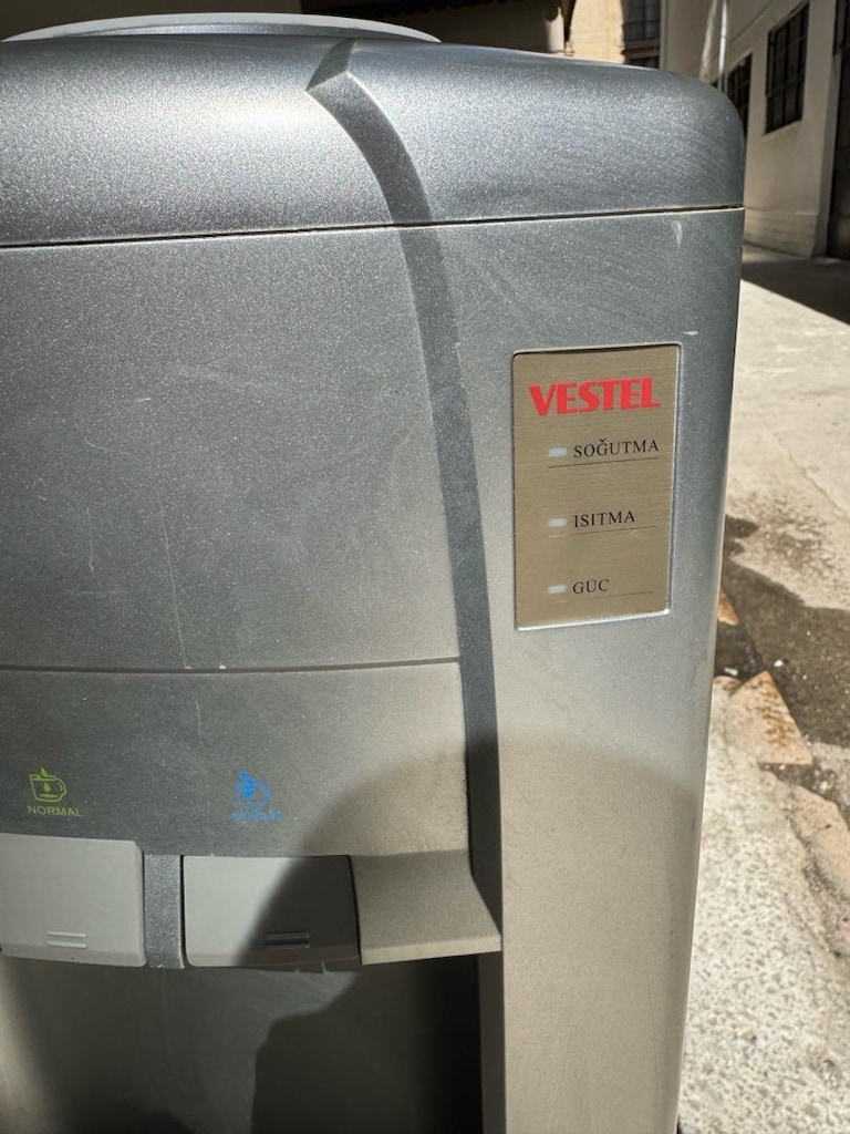 Vestel VSP 100 Gri Su Sebili (Soğuk Aktif - Sıcak Tamir İster) - 2