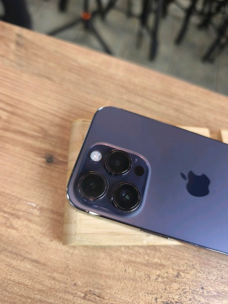 14 pro. 246 GB. - 9