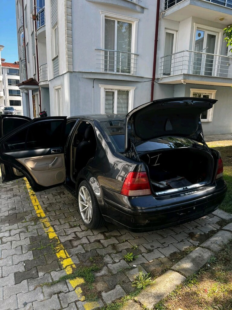 Volkswagen Bora 1.6 - 5