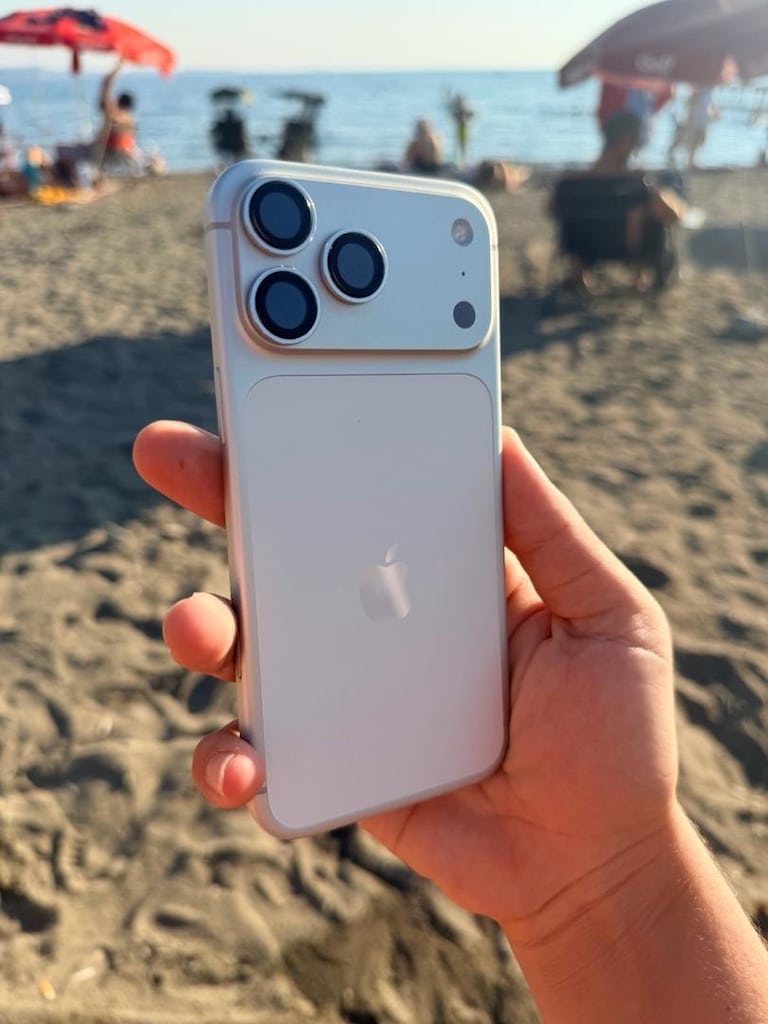 ip 17 pro max - 4
