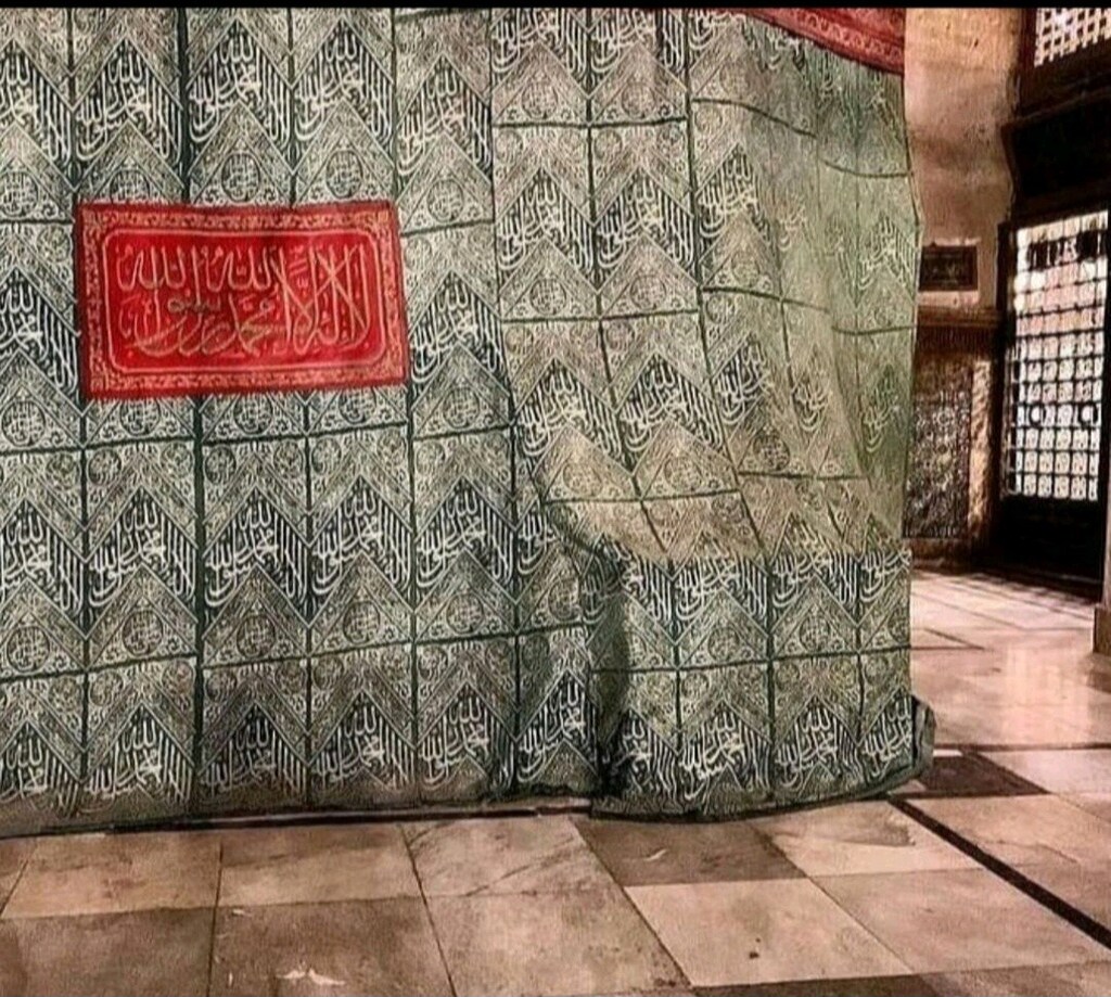 Kabe Ravza Örtüleri Orjinal Kokusu Üzerinde 3'lü Hediyelik Çerçevelik - 4
