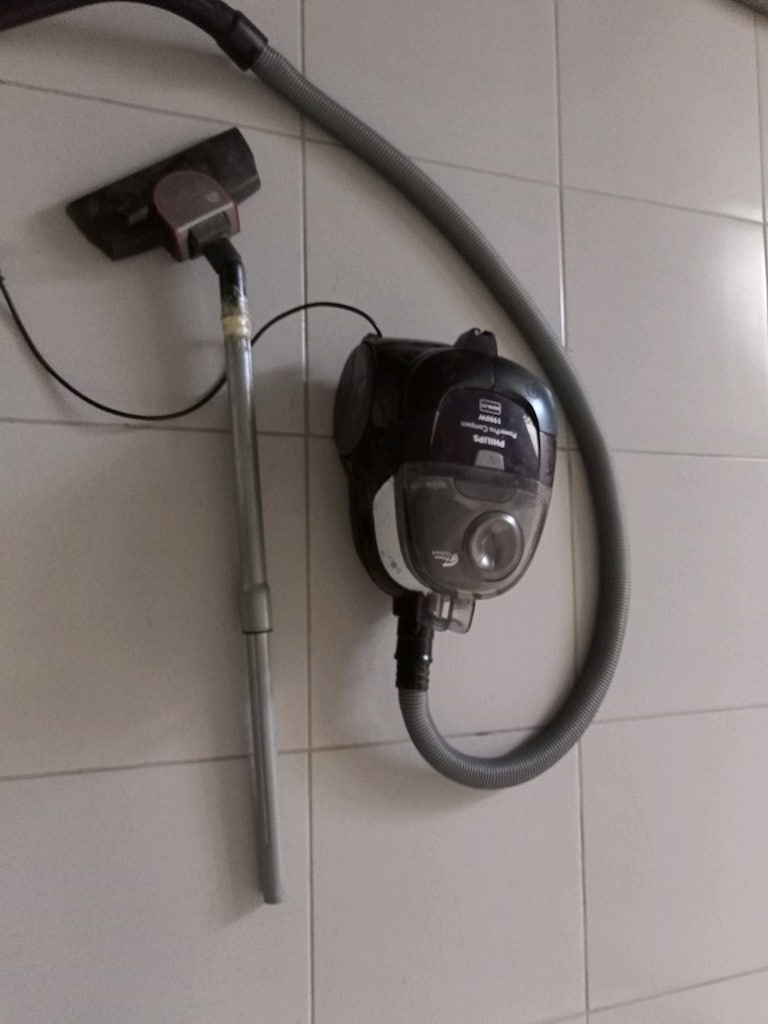elektrik li süpürge iki adet - 5