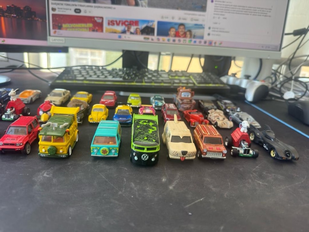 hot wheels koleksiyonum satılıktır tek tek veya toplu fiyat sorunuz - 13