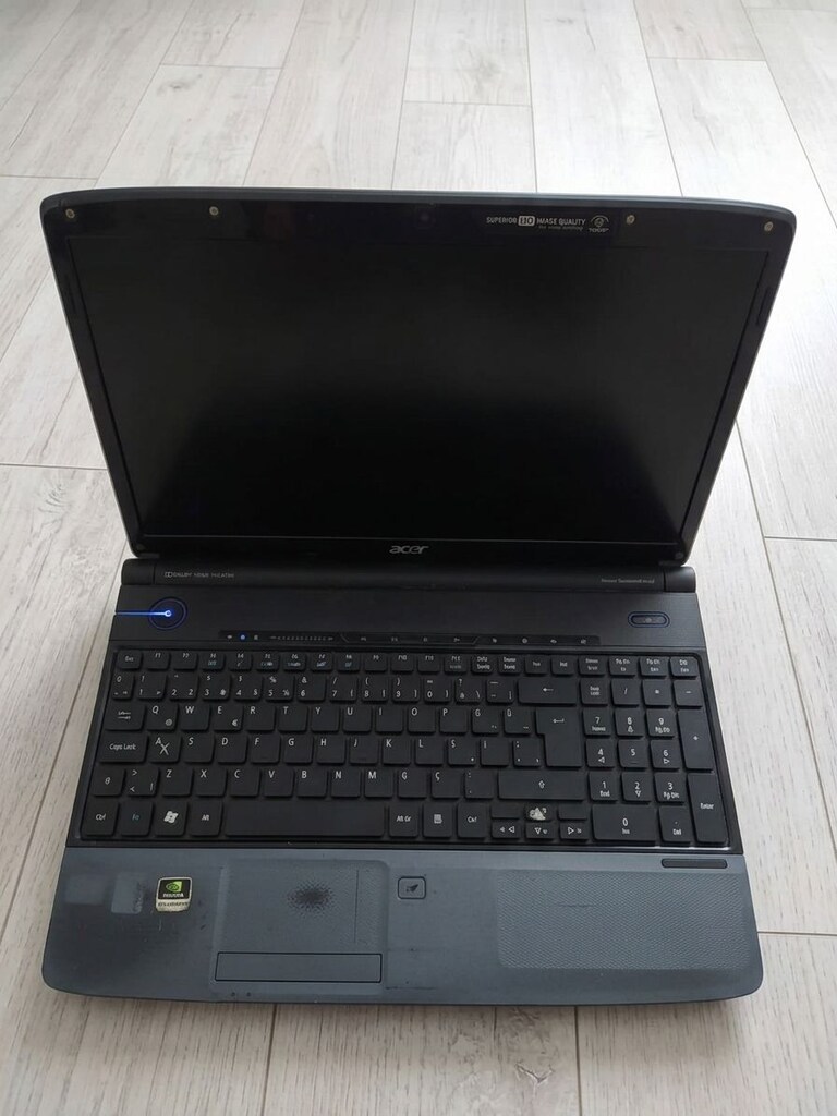 Acer Laptop | 4 GB RAM | 1 GB Ekran Kartı | Şarj Aletli | 500 GB - 3