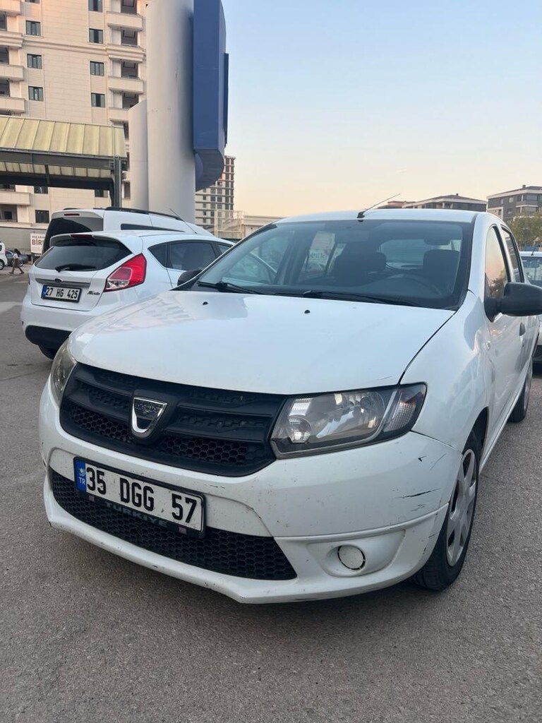 2014 Dacia Sandero - 2