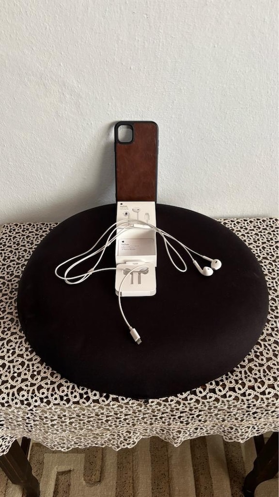 Orijinal Apple EarPods (Lightning) + iPhone 11 Kılıfı (Temiz / Set) - 2