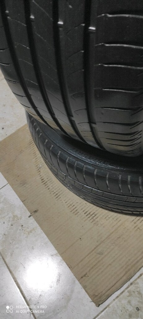 235/45/17 DİŞ DERİNLİĞİ GAYET GÜZEL 2 ADET FİYATI TOPLAM 2650 tl - 5