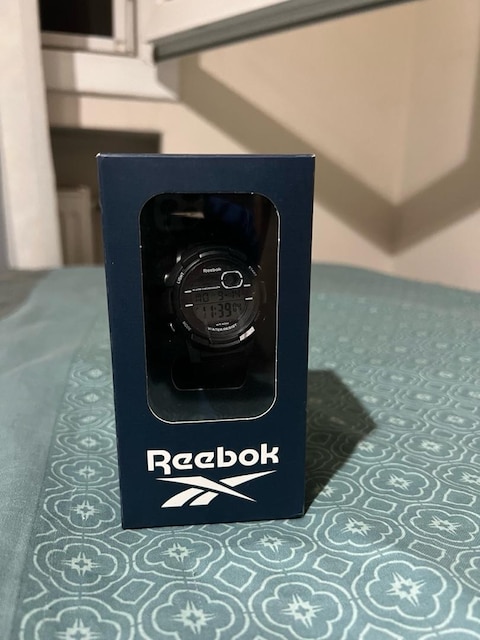 REEBOK ERKEK KOL SAATİ