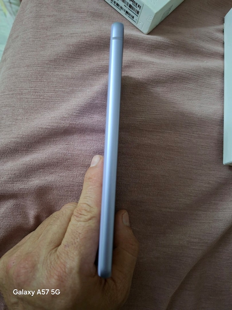 Samsung S21 FE - 3