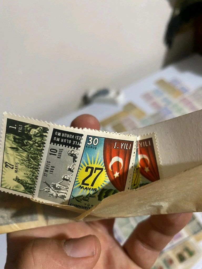 Mükemmel bir şekilde korunmuş Yıpranmış Pul Koleksiyonu - 5