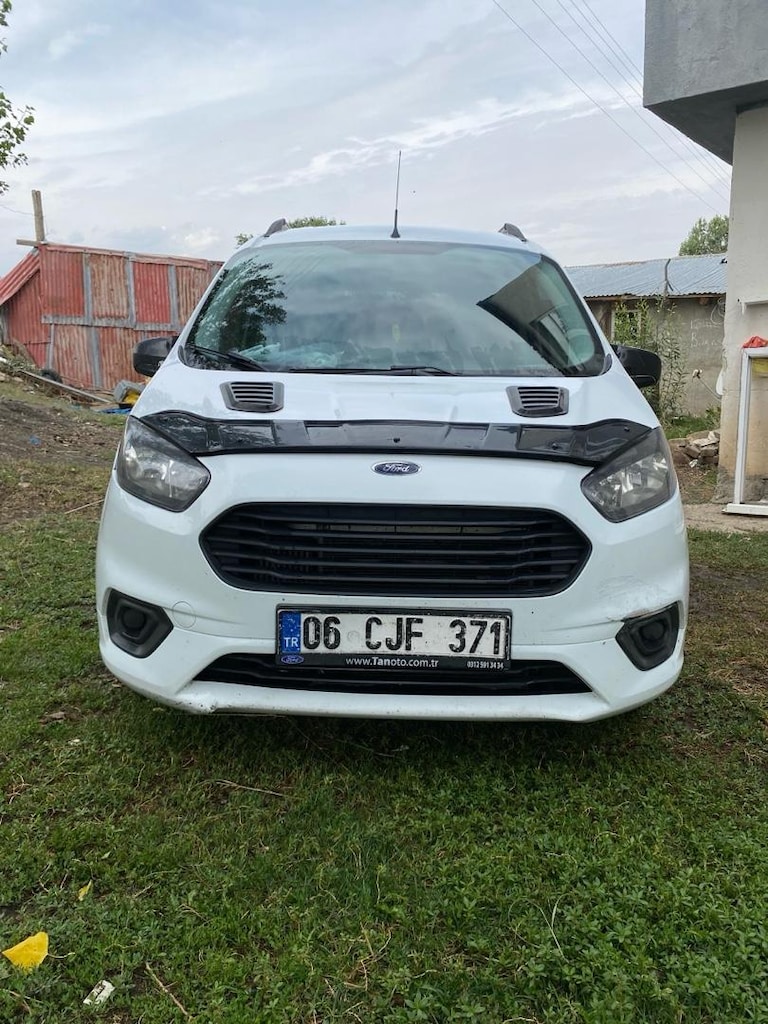 FORD TOURNEO COURİER - 9