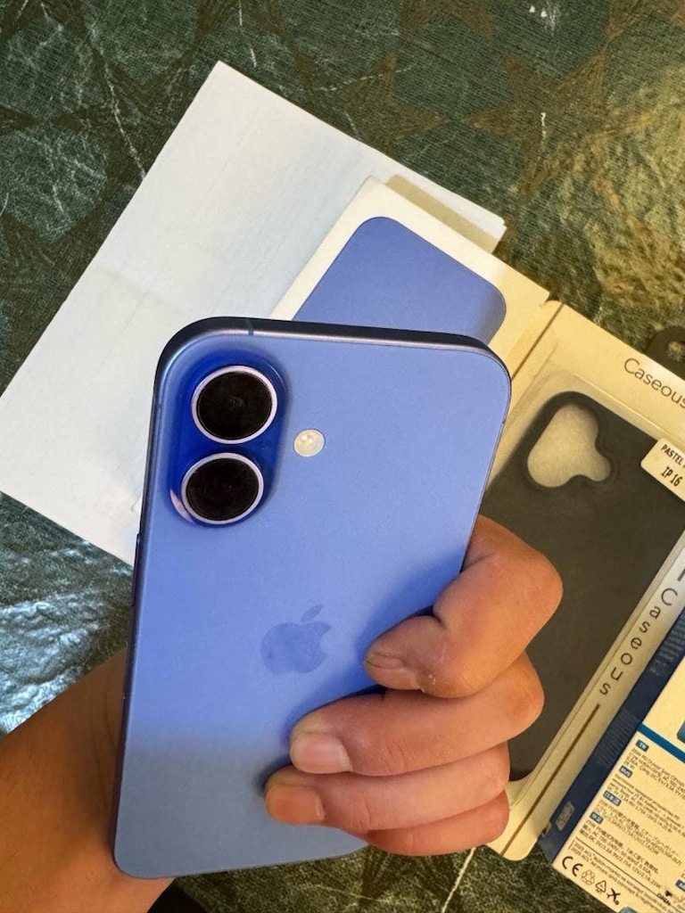 iPhone 16 kutu faturalı Cizik vs yok - 5