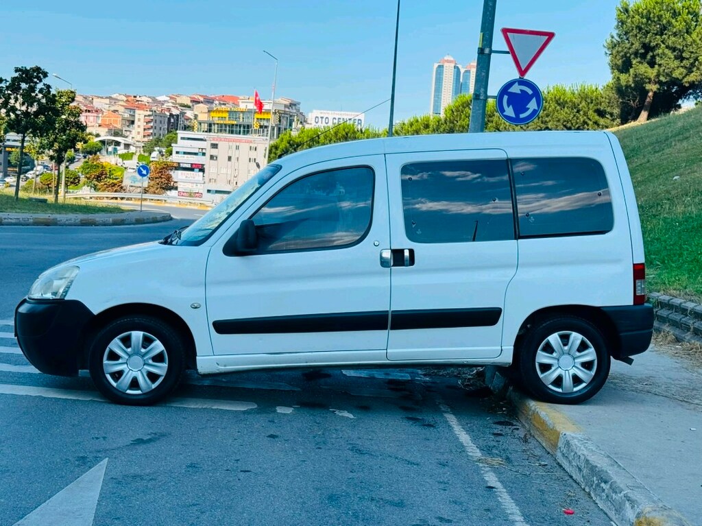 2009 Peugeot Partner Hatasız/Boyasız/4 LASTİK SIFIR-LASSA(14 BİN LİRA) - 3