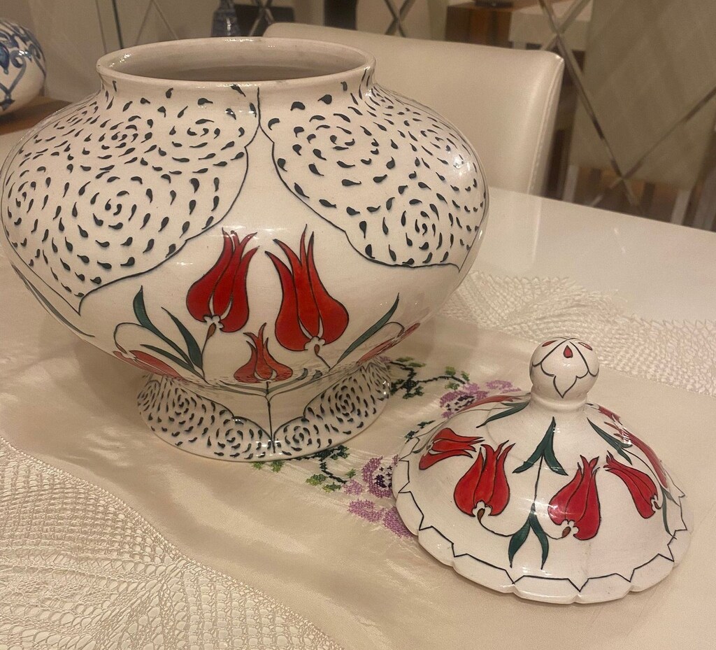 Lale Motifli Çini El Yapımı Şah Küp - 2