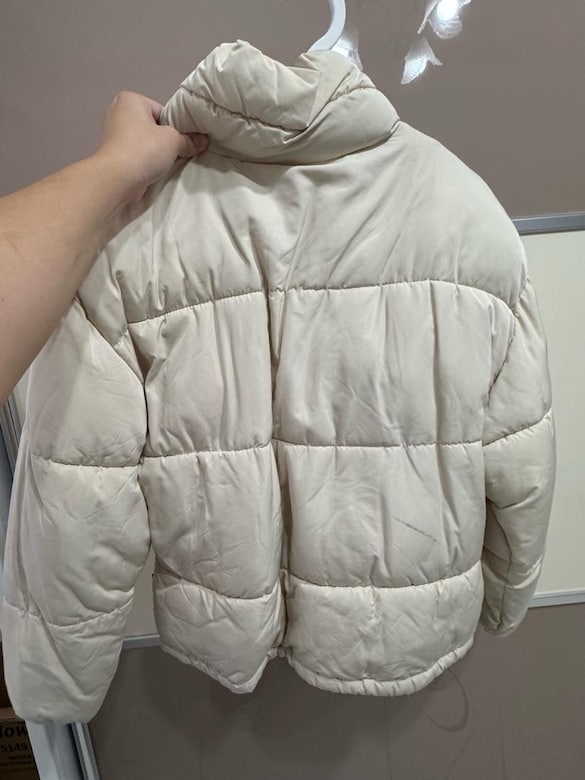 Pull&Bear Kadın Krem Şişme Mont - 4