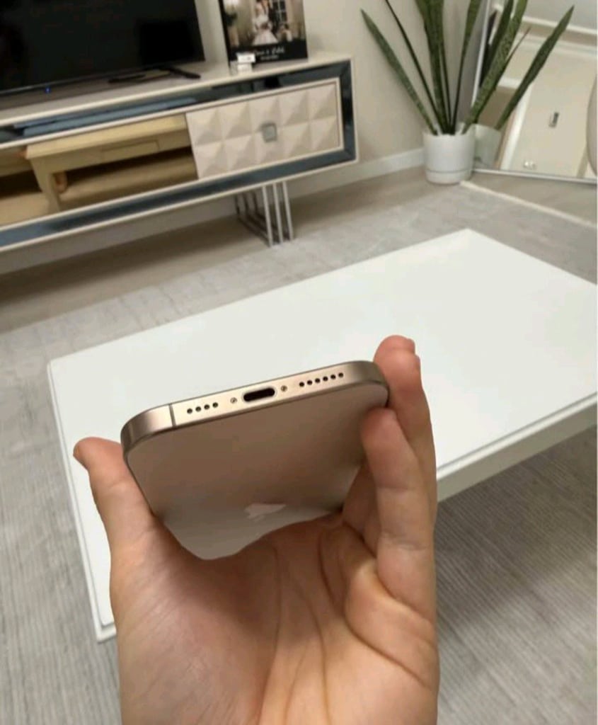 iPhone 16 PROMAX TR CİHAZİ - 3