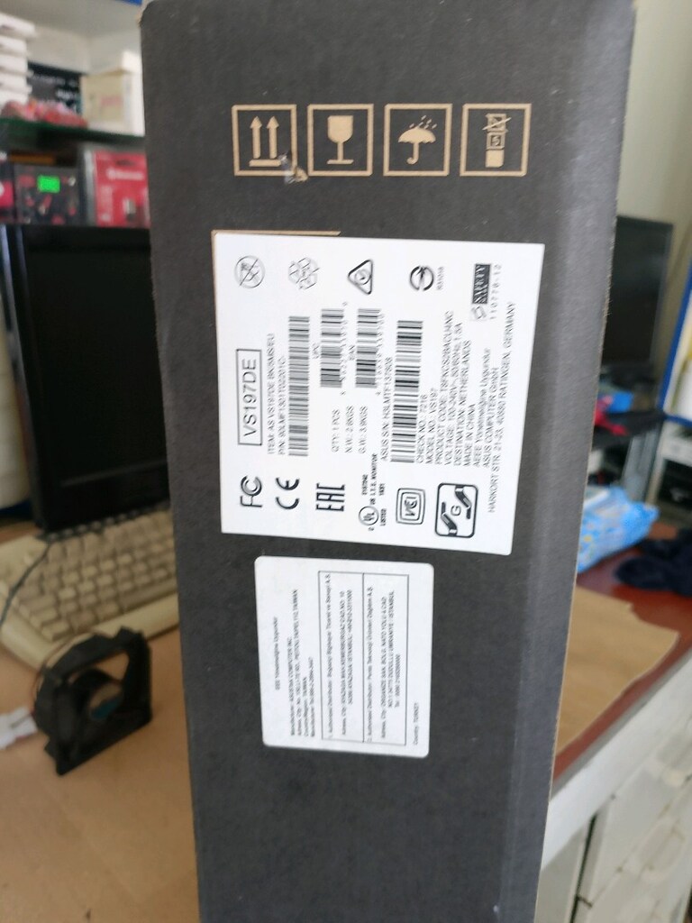 ASUS VS 197DE MONİTÖR - 3