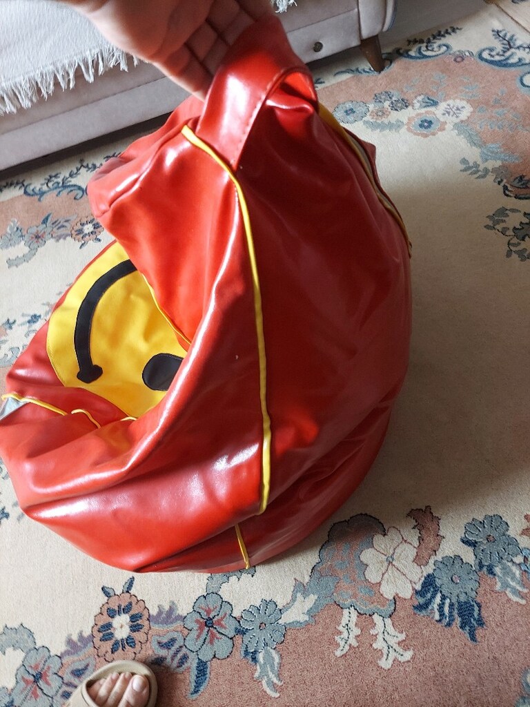 Gülenyüzlü Pofuduk koltuk - 3