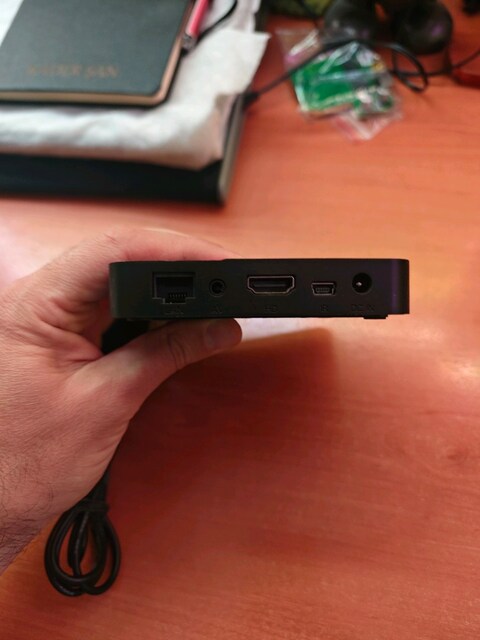 Sencrom Redrobox 4K Plus Android TV Box