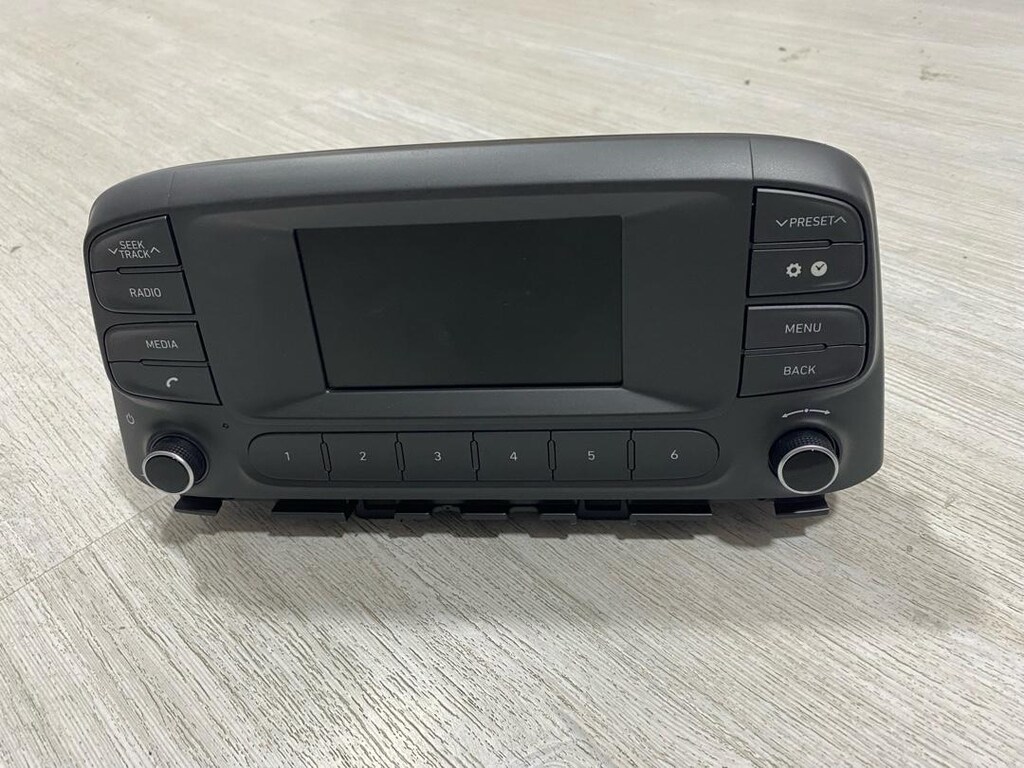 Hyundia İ30 orjinal teyp - 2