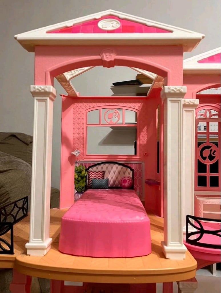 Barbie Bebek Evi - 2